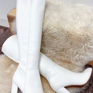 Elegant White Knee-High Women's Boots